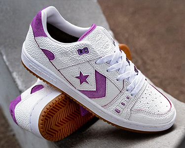 Converse skate shoes 90s best sale