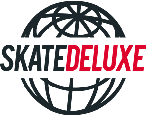 skatedeluxe Markenlogo vor stilisiertem Globus, kombiniert aus schwarzen Linien und zweifarbigem Schriftzug.