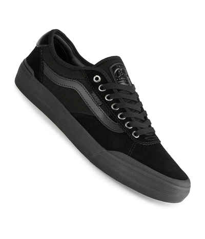 Vans Chima Pro 2 Suede Shoes (blackout 
