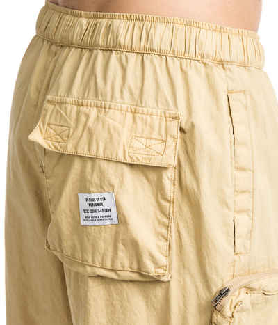 dc cargo pants