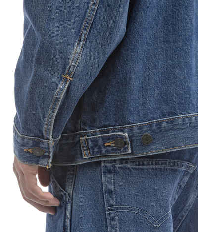 Shop Levi's Sunrise Trucker Jacket (thrift indigo) online