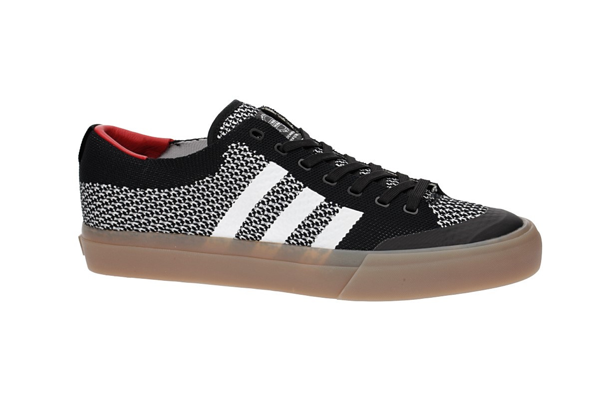 adidas Skateboarding Matchcourt PK Chaussure (core black white gum)