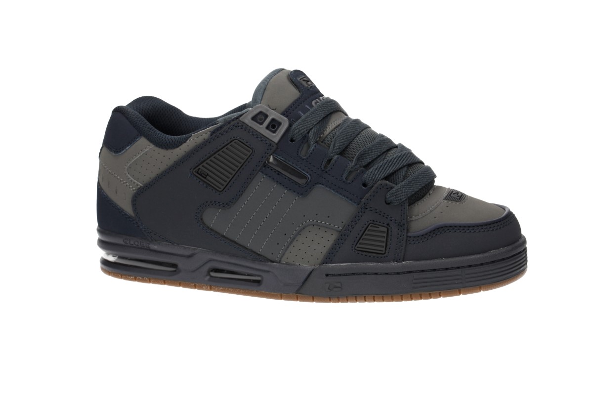 Globe Sabre Schuh (ebony dark shadow)