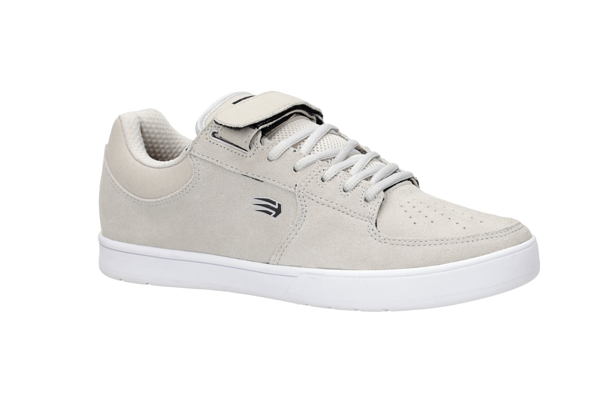 etnies white shoes