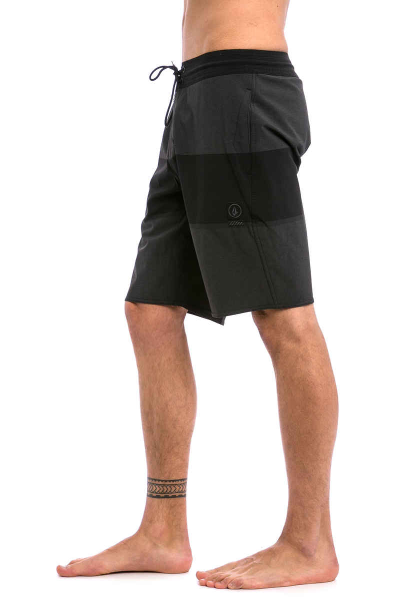 Volcom Quarta Static Stoney Boardshorts (black)