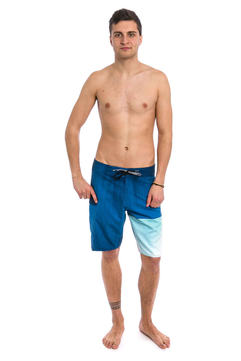 Volcom Costa Stone 21 Boardshorts (deep water)