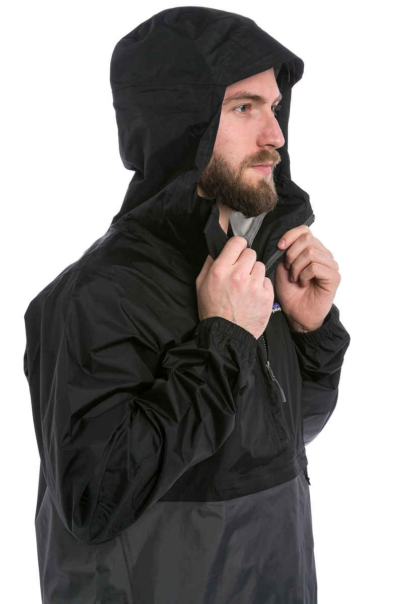 Patagonia Torrentshell Hoodie (black)