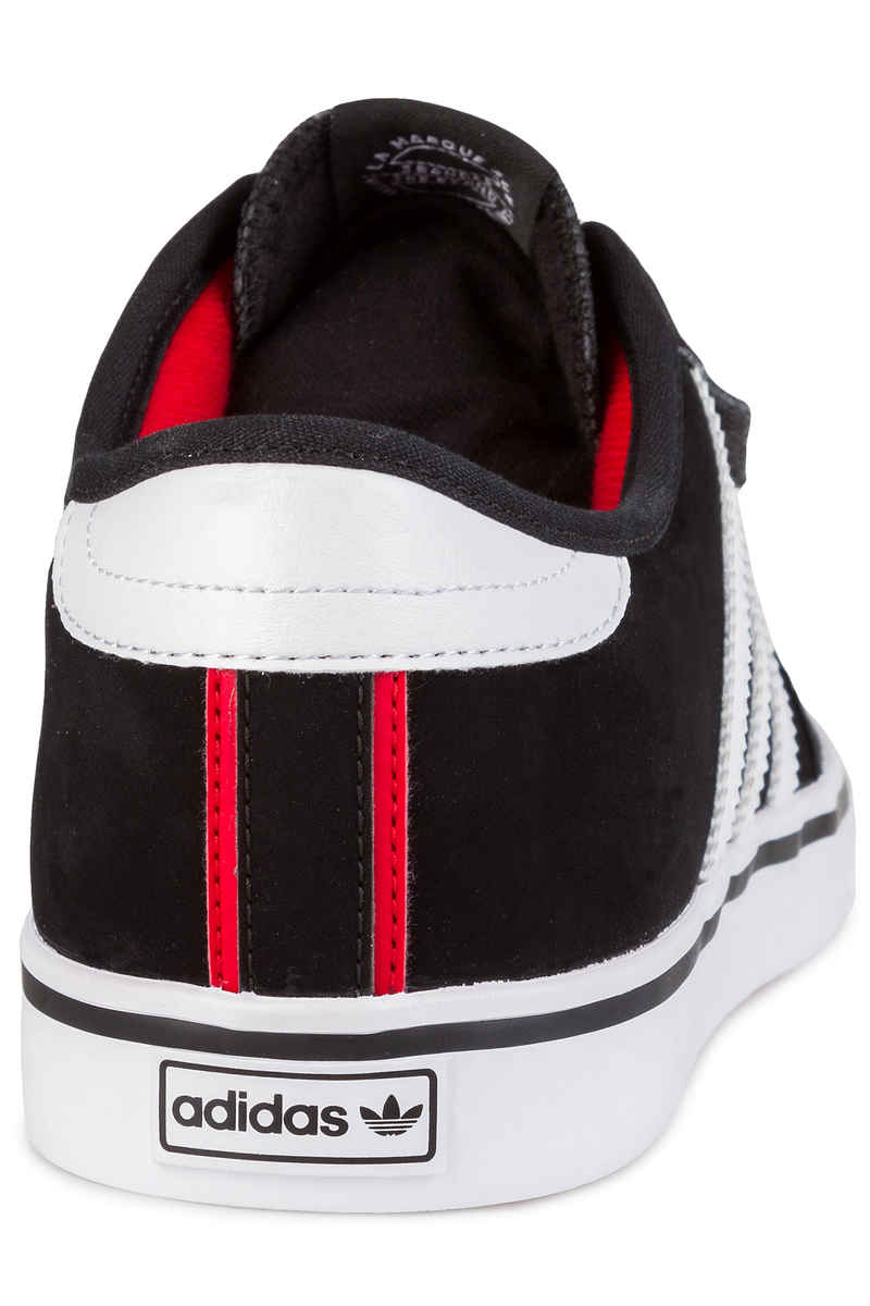 adidas Skateboarding Seeley Zapatilla (core black white scarlet)