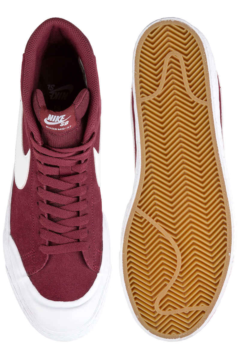 Nike SB Zoom Blazer Mid XT Schuh (dark team red white)