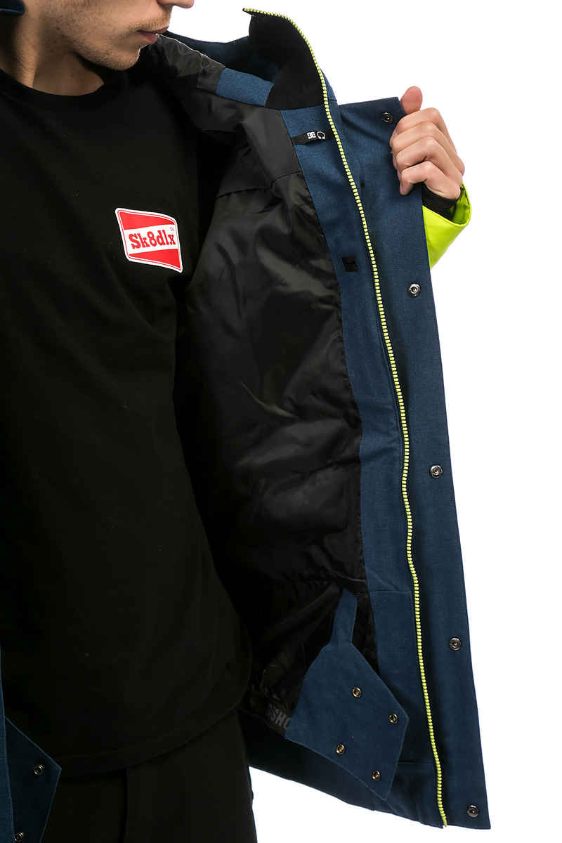 DC DCLA Snowboard Jacket (tender shots)