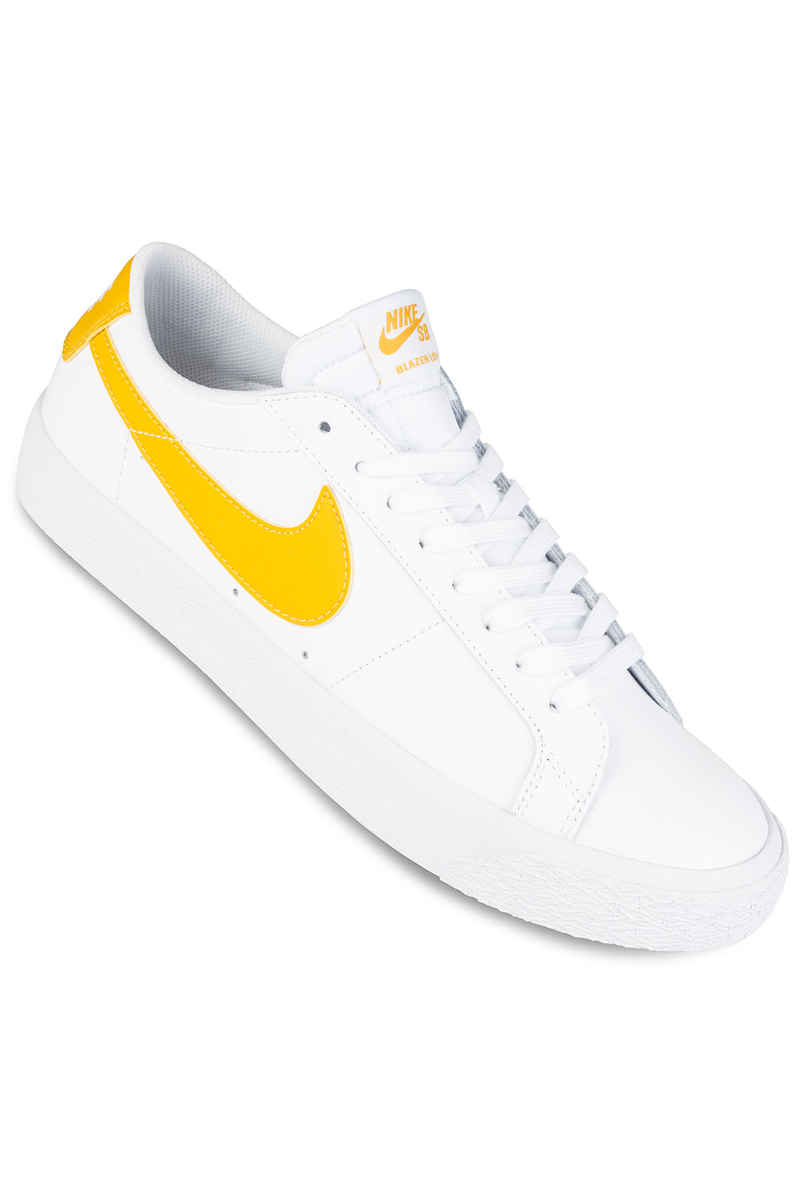 Nike SB Zoom Blazer Low Chaussure (white mineral gold)