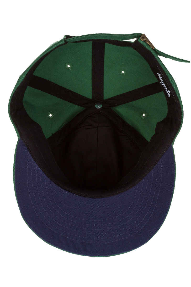 Magenta Plant Cap (green)