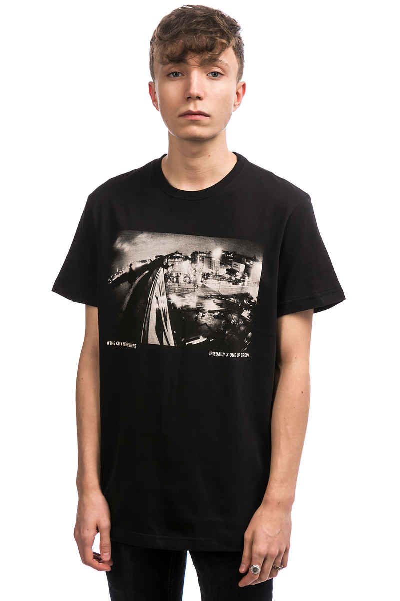 Iriedaily x 1UP The City T-Shirt (black)
