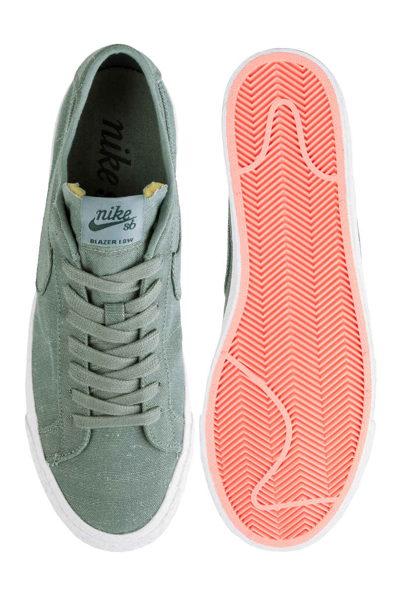 Nike SB Zoom Blazer Low Canvas Deconstructed Shoes (clay green)