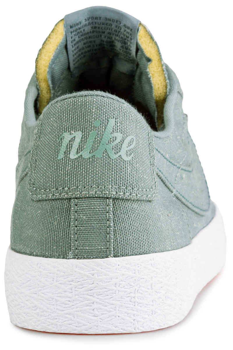 Nike SB Zoom Blazer Low Canvas Deconstructed Shoes (clay green)