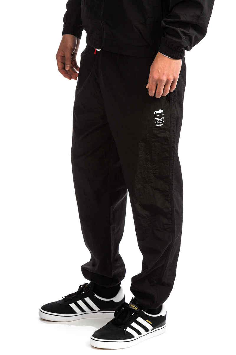 Iriedaily x Radio Track Broeken (black)