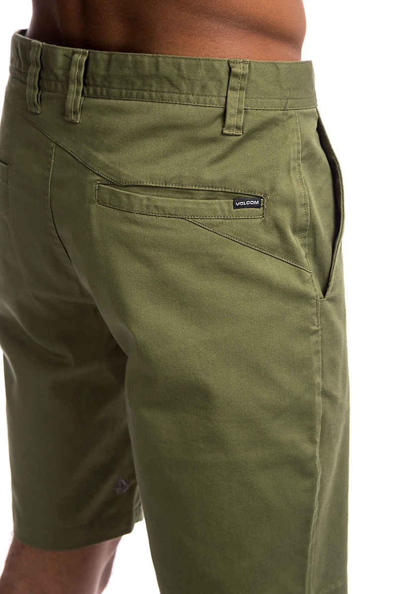 Volcom Frickin Modern Stretch Shorts (army)