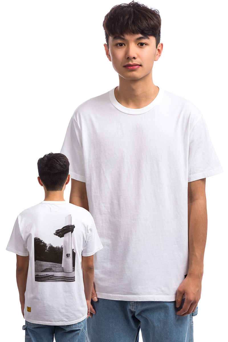 SK8DLX x Levi's Skateboarding T-shirt (white)
