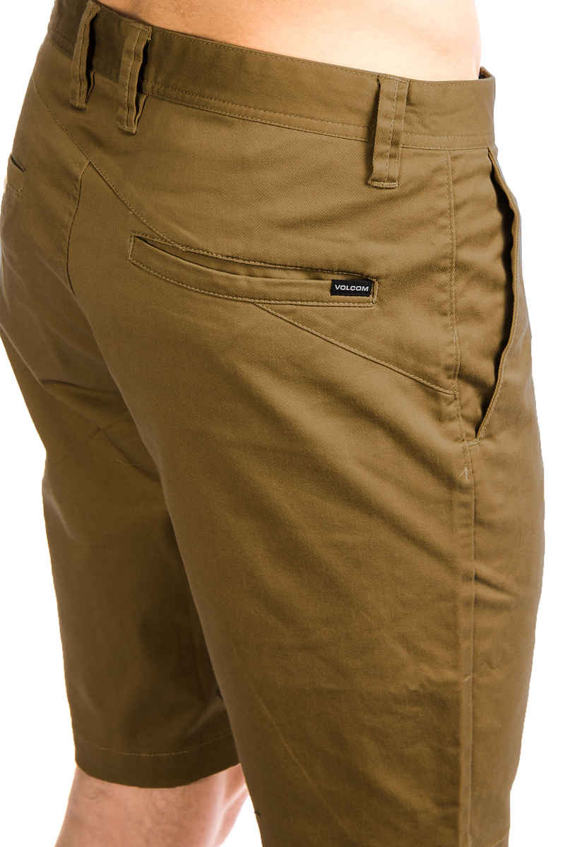 Volcom Frickin Modern Stretch Shorts (dark khaki)