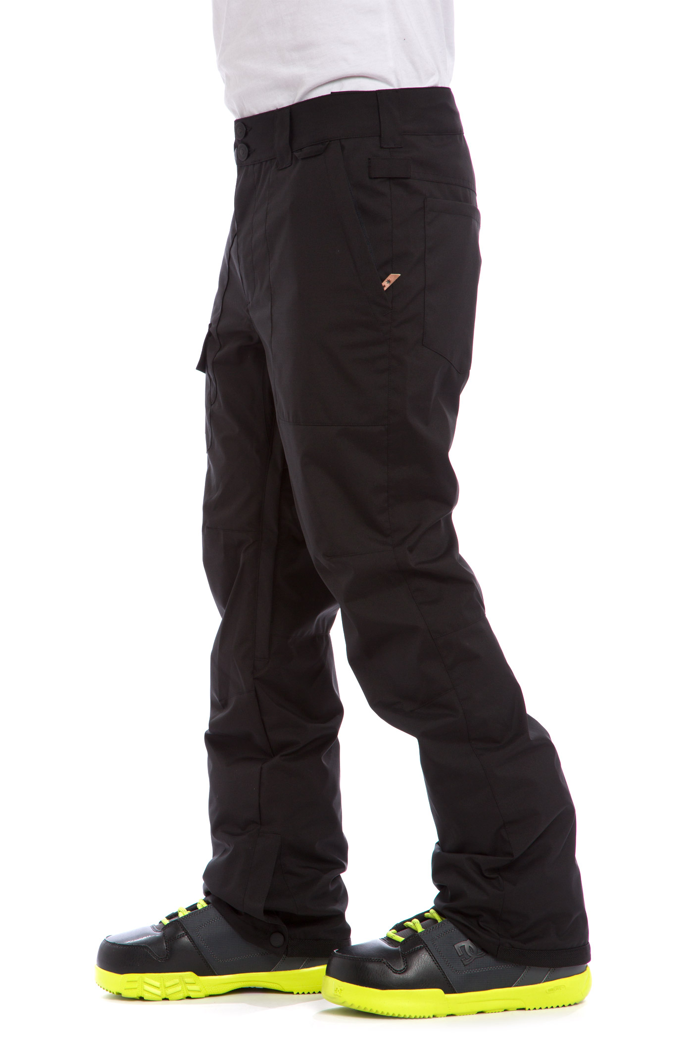 DC Dealer Snowboard Hose triple black kaufen bei skatedeluxe