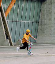 Landyachtz Dinghy 28.5" (72,4cm) Cruiser (shape 9 chartreuse)