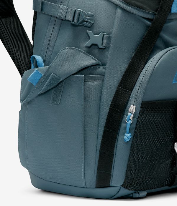 Nike ACG Daymax Sac à dos 25L (mineral slate black spruce balti)