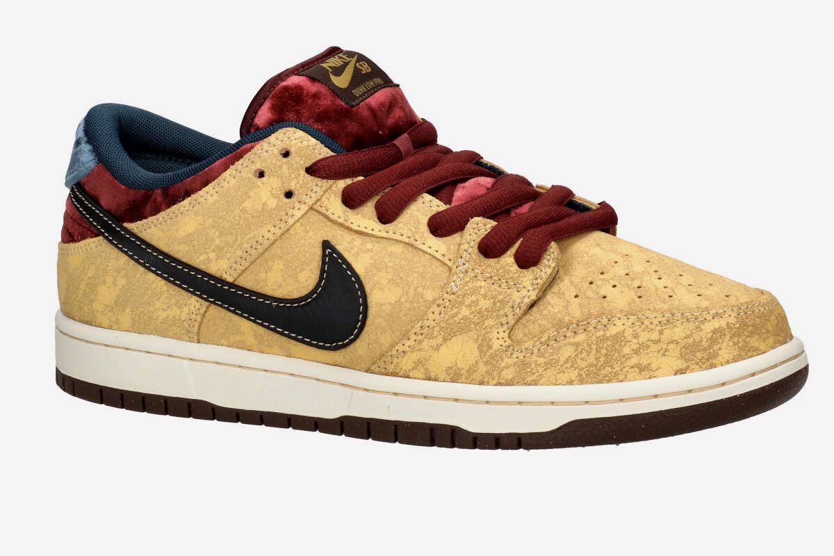 Nike SB Dunk Low Pro Scarpa (celestial gold black)