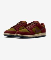Nike SB Dunk Low Pro Shoes (dark team red burgundy crush oli)
