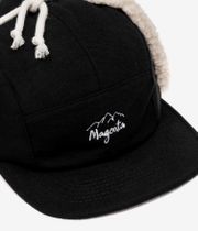 Magenta MTN Flaps 5 Panel Casquette (black)