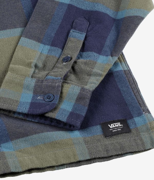 Vans Larkspur Plaid Shirt (grape leaf parisian night)
