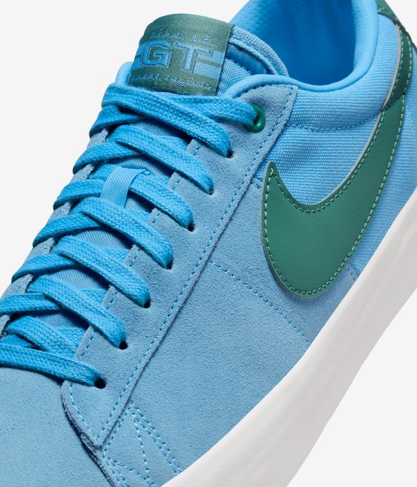 Nike SB Zoom Blazer Low Pro GT Shoes (university blue bioastal)