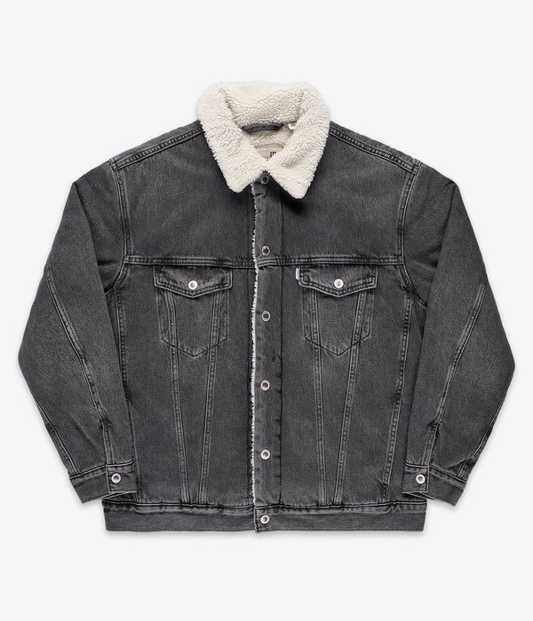 Shop Levi's Silvertab Sherpa Trucker Jacket (black stonewash) online |  skatedeluxe