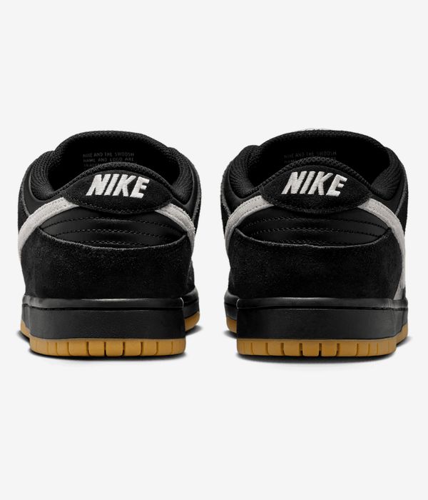 Nike SB Dunk Low Pro Scarpa (black white black gum)