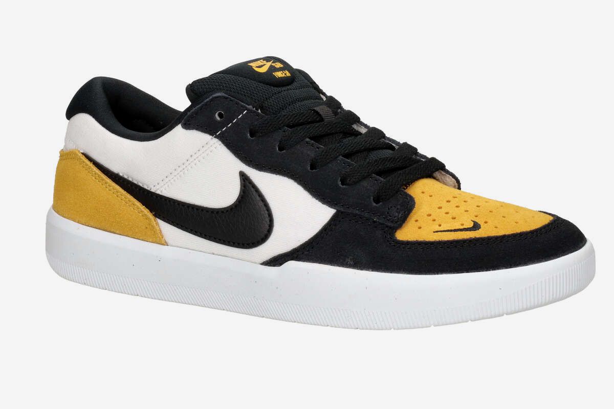 Nike SB Force 58 Shoes (university gold black white)