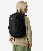 The North Face Hot Shot SE Backpack 30L (black white)