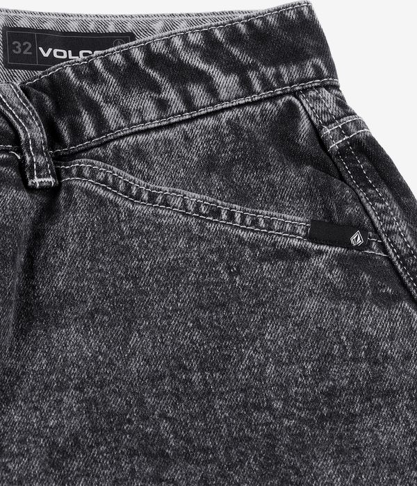 Volcom Labored Utility Shorts (light acid black)