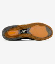 New Balance Numeric 933 Schuh (black olive)
