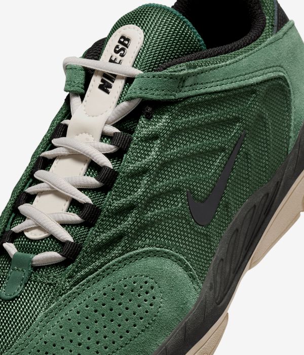 Nike SB Vertebrae Schuh (fir black sequoia)