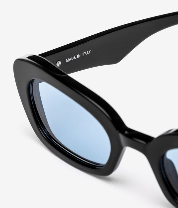 HAN KJØBENHAVN Iris Lunettes de soleil (blue black)