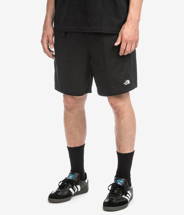 The North Face Class V Pathfinder Belted 7" Shorts (tnf black)