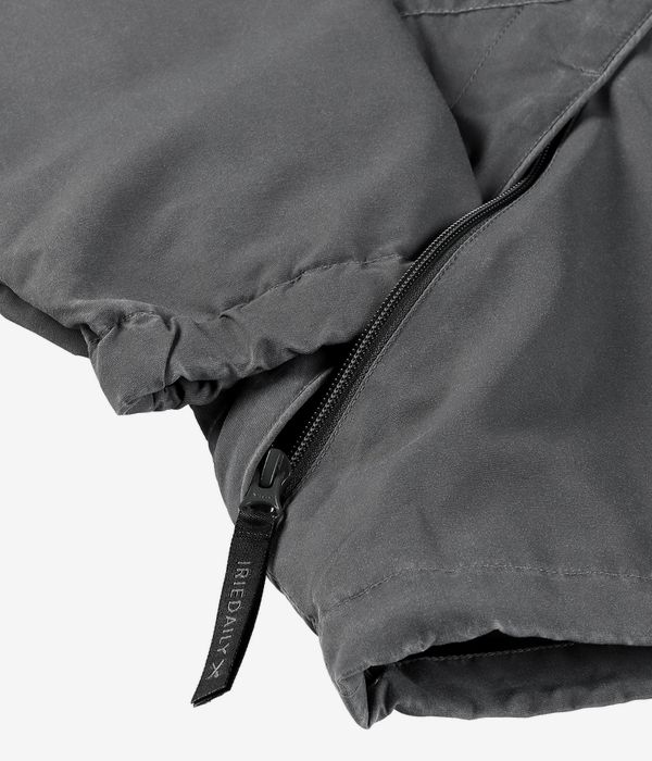 Iriedaily Ghostmode Jas (dark jungle)