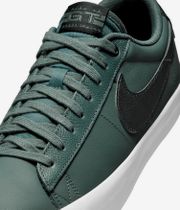 Nike SB Blazer Low Pro GT Shoes (vintage green black)