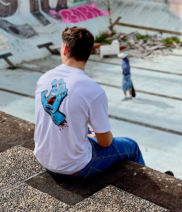 Santa Cruz Screaming Hand Chest T-Shirt (white)