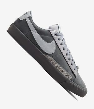 Shop Nike SB x FPAR Zoom Blazer Low Shoes (khaki rattan) online