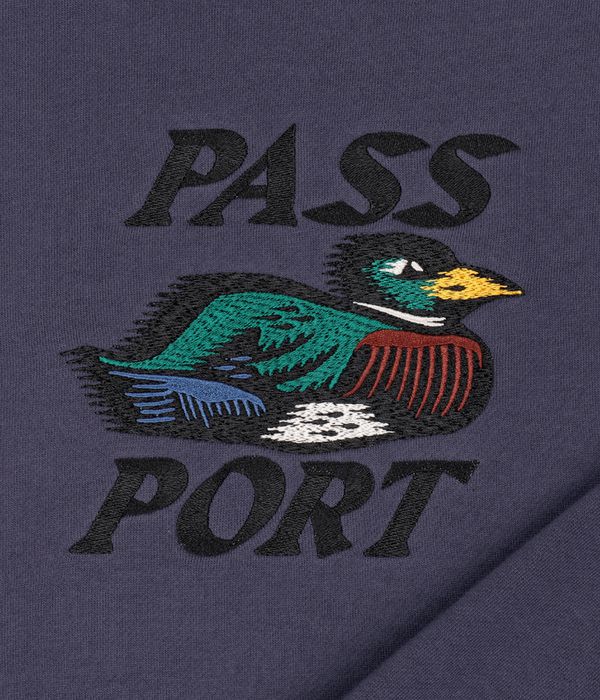 Passport Fast Duck Sweatshirt (dusty blue)