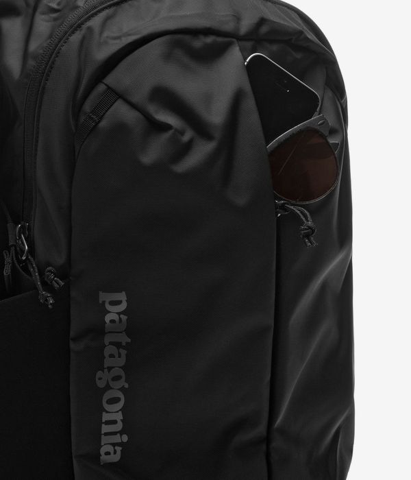 Patagonia Refugio Day Backpack 26L (black)
