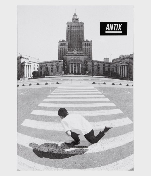 Antix Warszawa Magazin