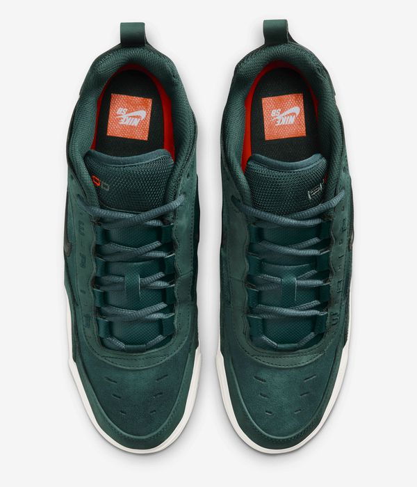 Nike SB Air Max Ishod Iso Chaussure (deep fir black fir sail)