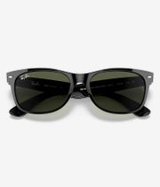 Ray-Ban New Wayfarer Sunglasses 55mm (black)