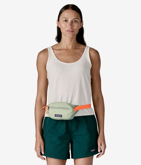 Patagonia Terravia Mini Hip Bag 1L (lichen green)